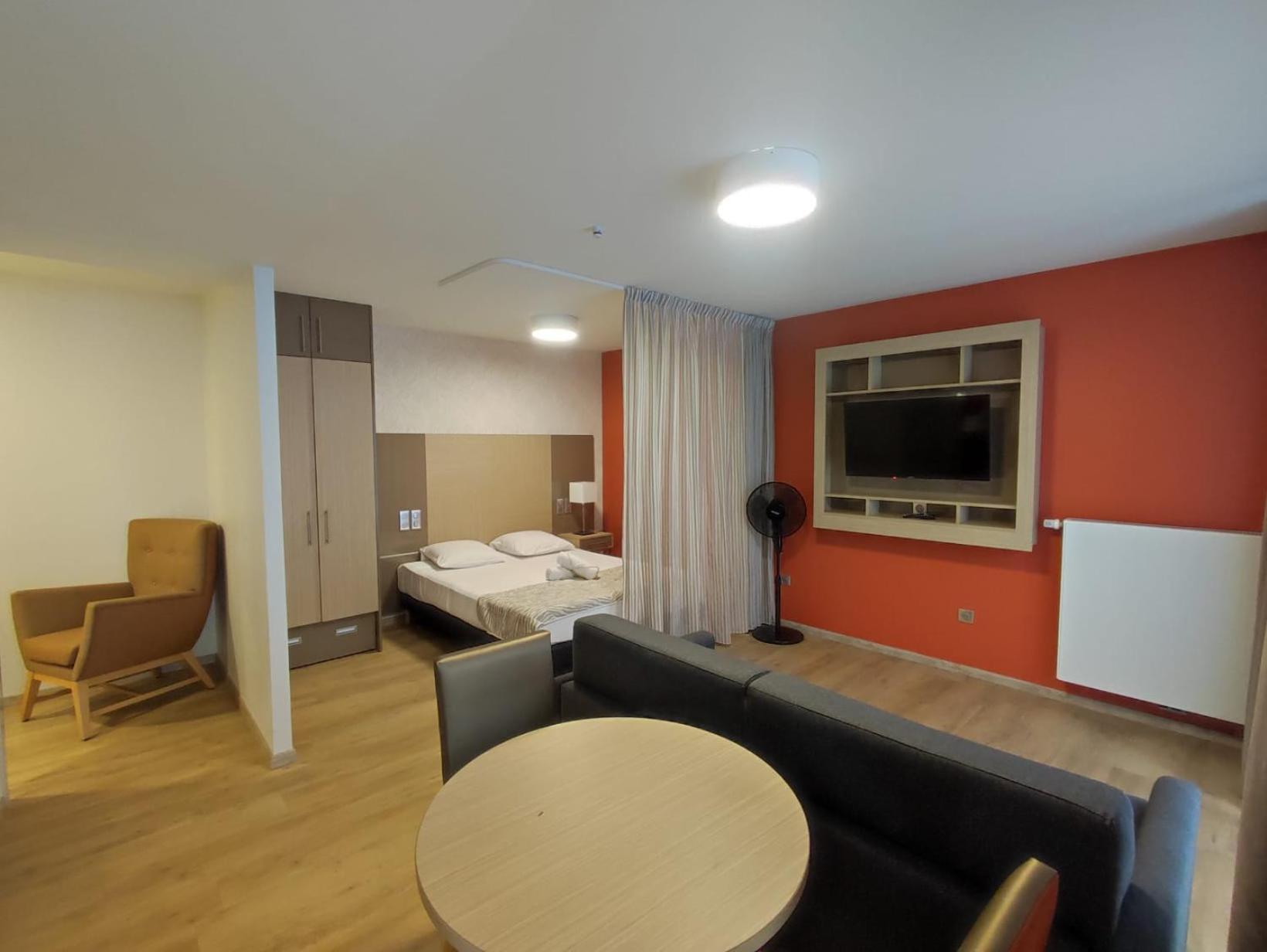 Zenao Frejus Aparthotel Exterior foto